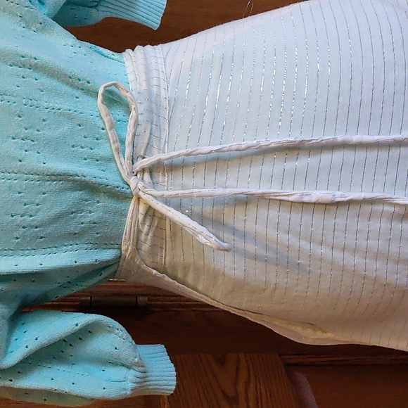 Wrap around Maxi Skirt, fits many sizes - Picture 5 of 8